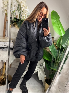 Damska kurtka puchowa oversize typu puffer w kolorze czarnym